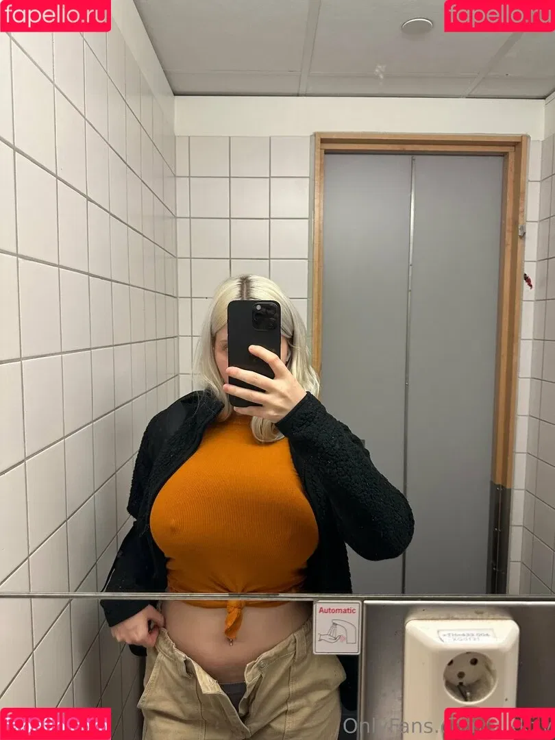 Vikkzy Onlyfans Photo Gallery 