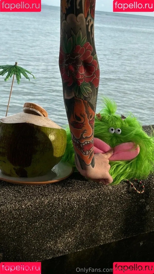 juglypuff / xxgigglypuff Onlyfans Photo Gallery 