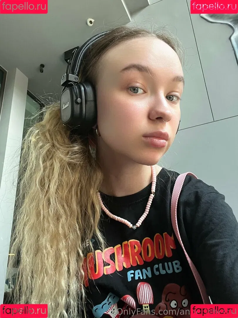 juglypuff / xxgigglypuff Onlyfans Photo Gallery 