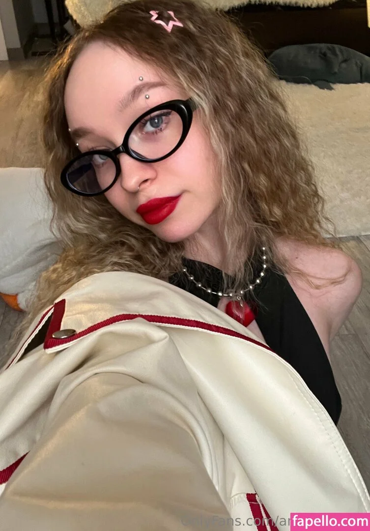 juglypuff / xxgigglypuff Onlyfans Photo Gallery 