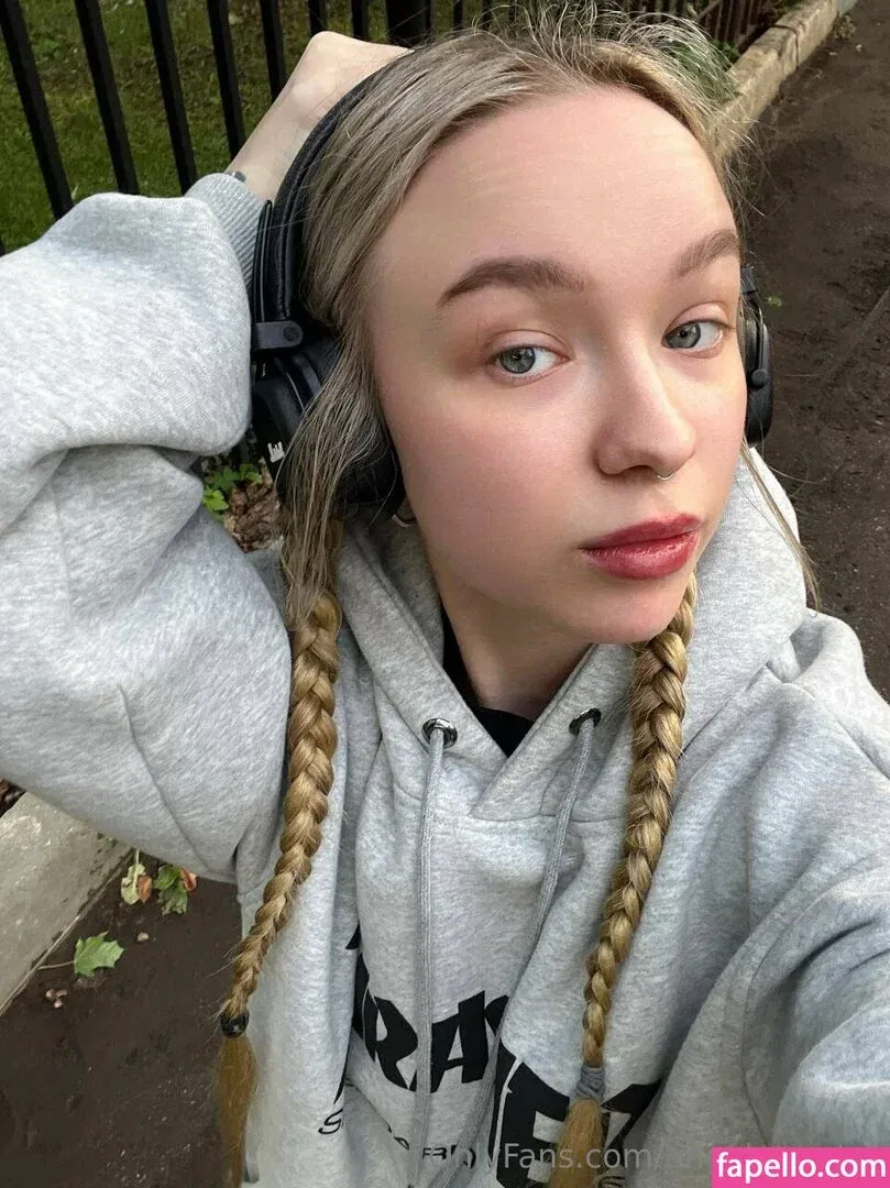 juglypuff / xxgigglypuff Onlyfans Photo Gallery 