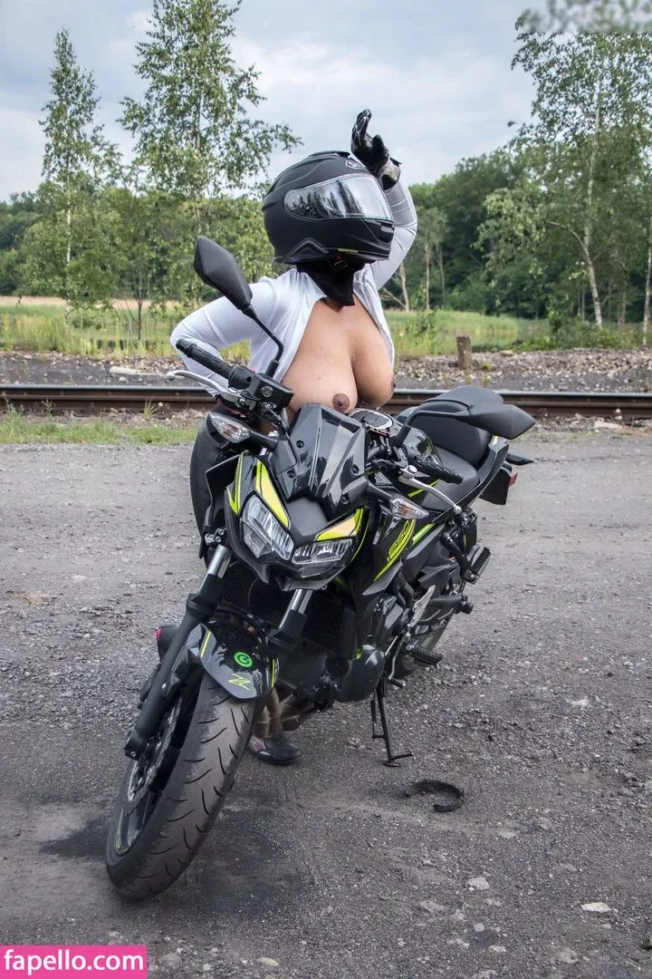 MaSKaPhotoModel / maska_model Onlyfans Photo Gallery 