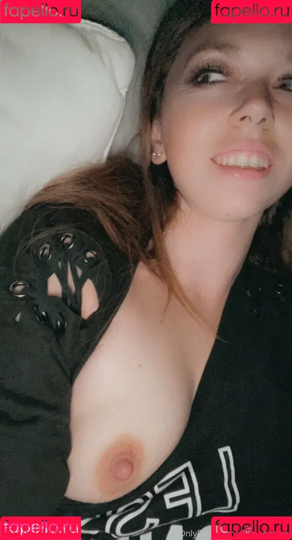 AlliMoona / alli.moona / allimoona04 / allimoonaxxx Onlyfans Photo Gallery 