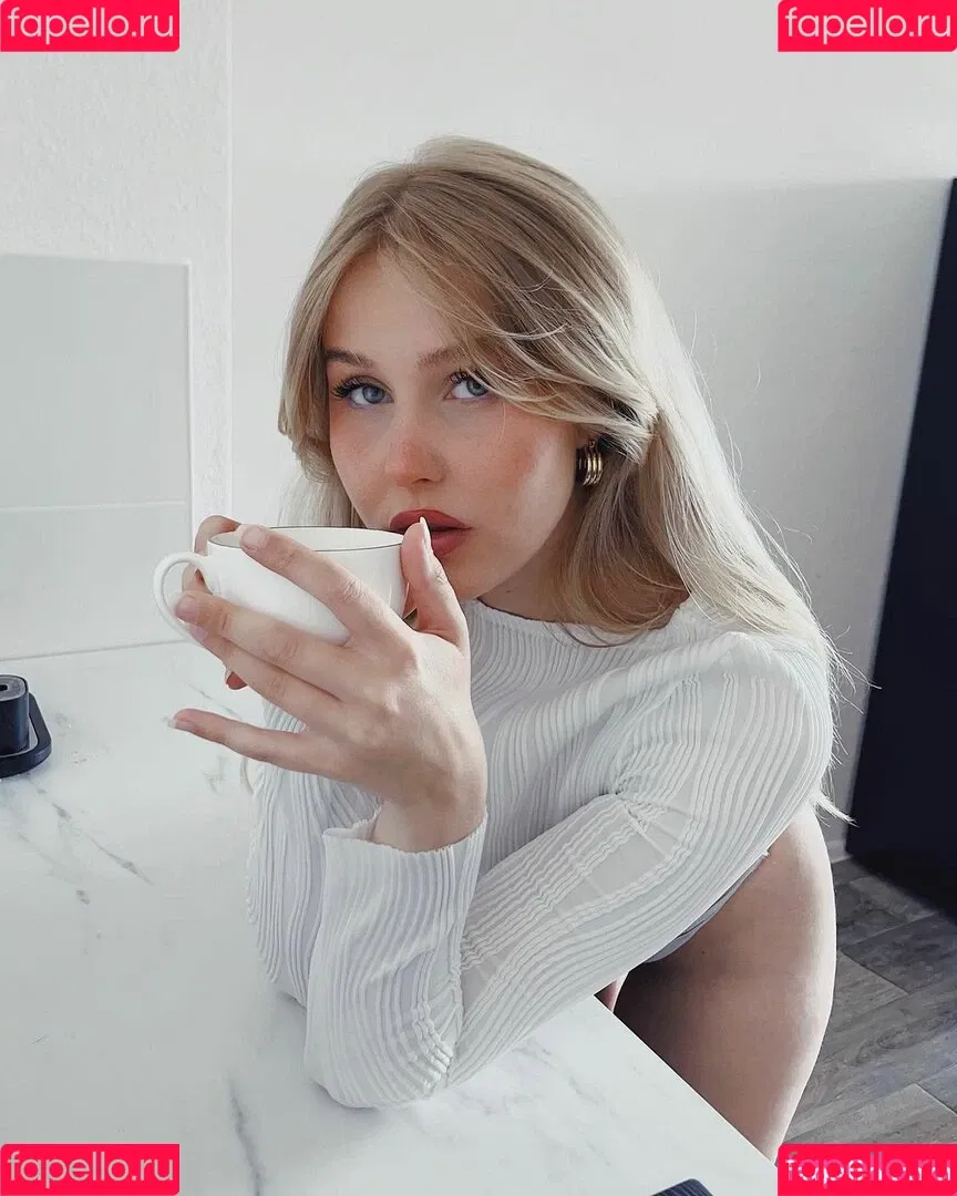 Cindy / cirizle / cirizzzle Onlyfans Photo Gallery 