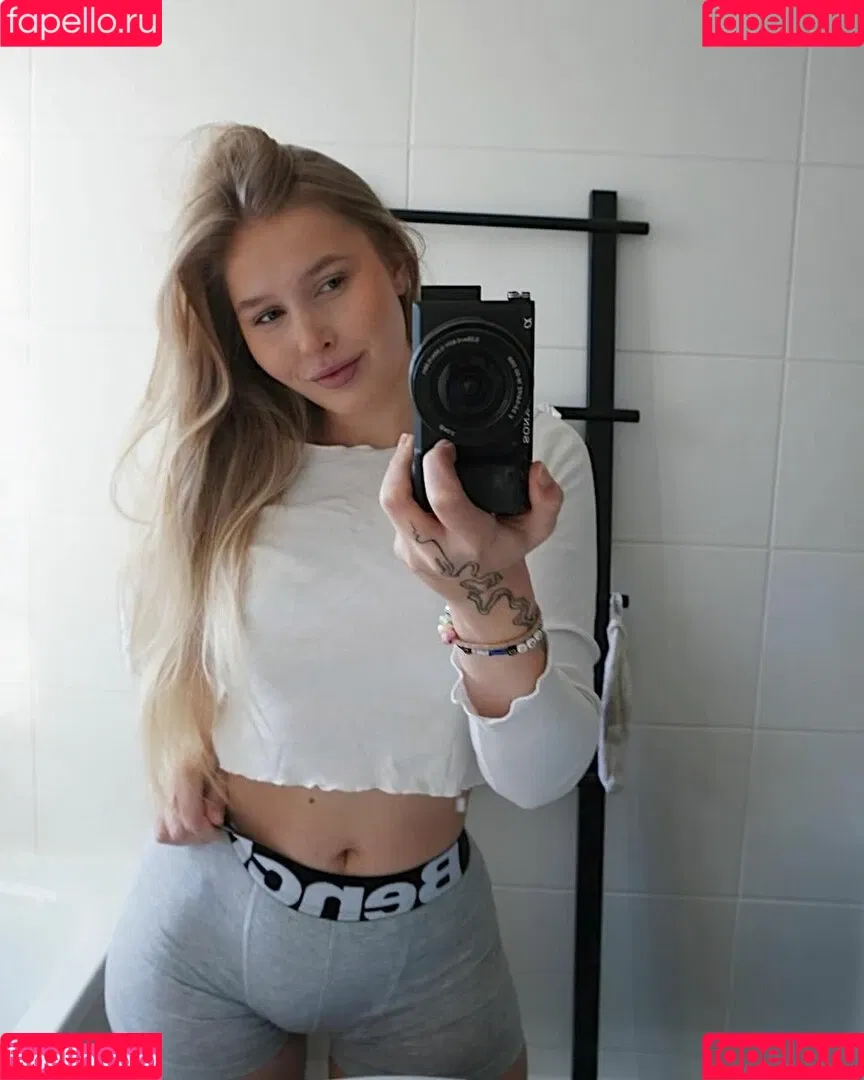 Cindy / cirizle / cirizzzle Onlyfans Photo Gallery 