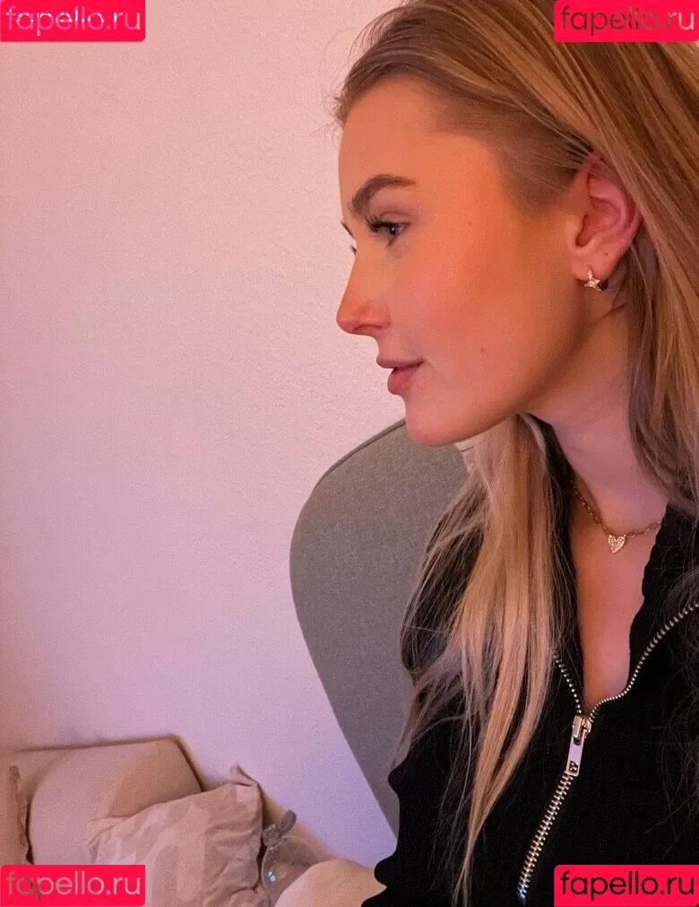 Cindy / cirizle / cirizzzle Onlyfans Photo Gallery 