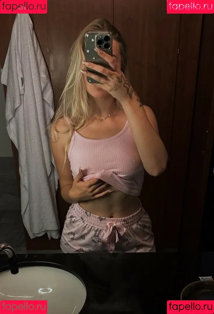 Cindy / cirizle / cirizzzle Onlyfans Photo Gallery 