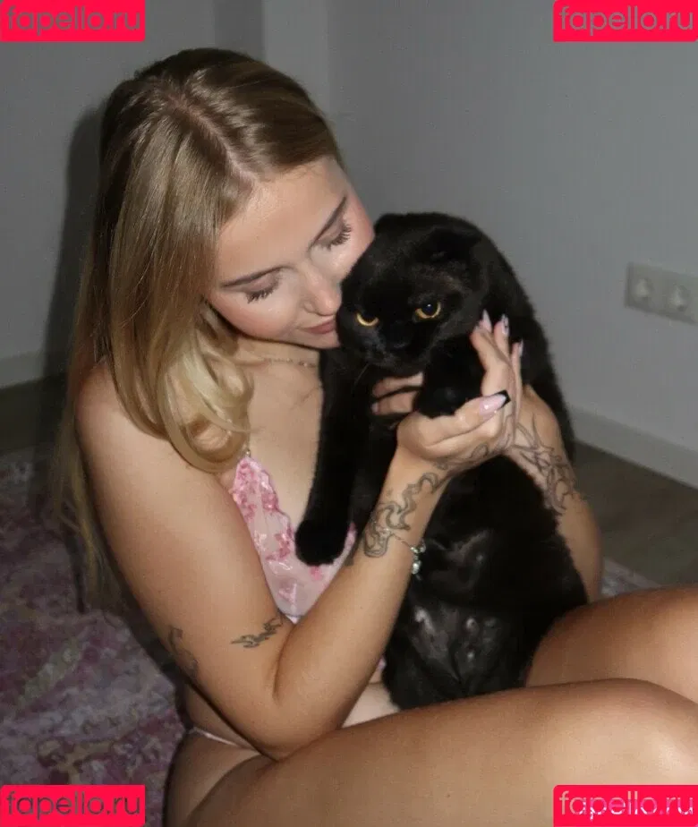 Cindy / cirizle / cirizzzle Onlyfans Photo Gallery 