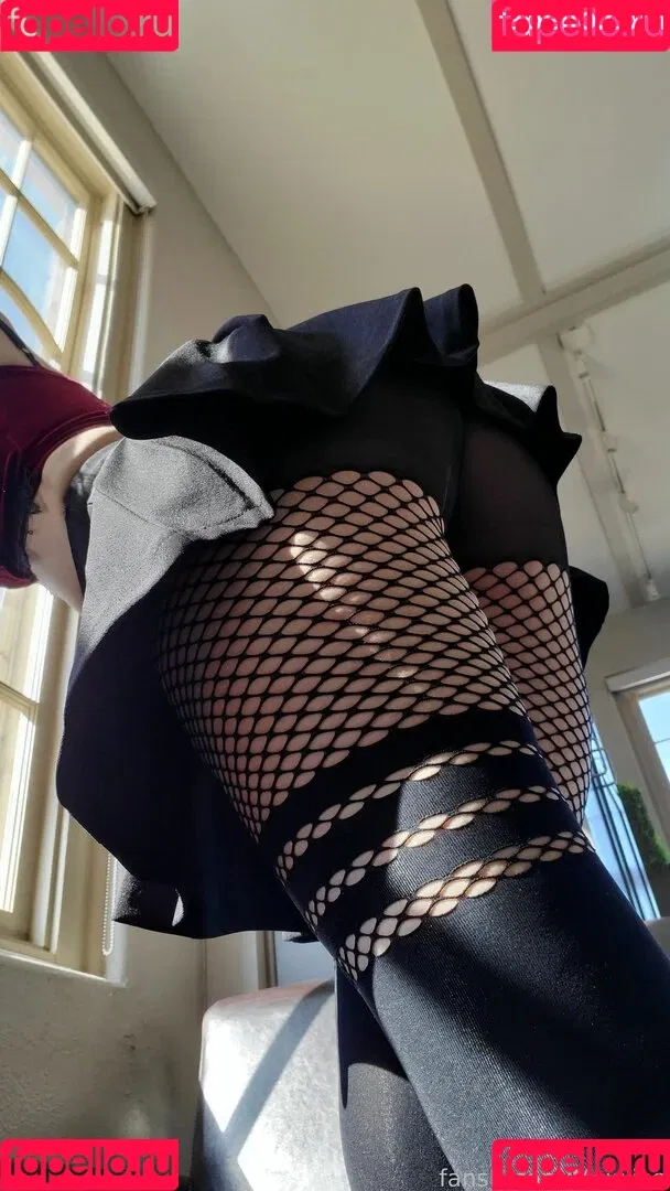 Mewlies / mewlies.tv / mewliesASMR Onlyfans Photo Gallery 