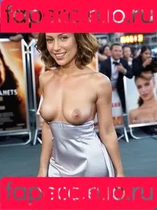 Alyssa Milano Deepfake / milano_alyssa / milanoxxx Onlyfans Photo Gallery 