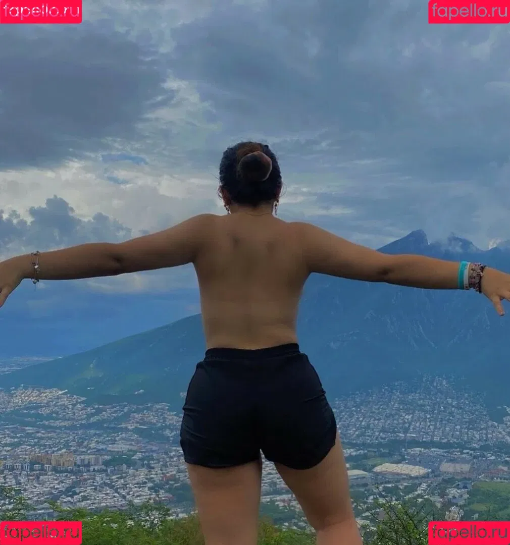 Mexico Mega / jailyneojeda / what_happens_in_mexico Onlyfans Photo Gallery 