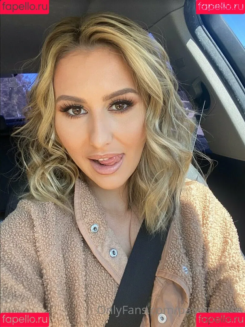 paigeowens / pussgalore97 Onlyfans Photo Gallery 