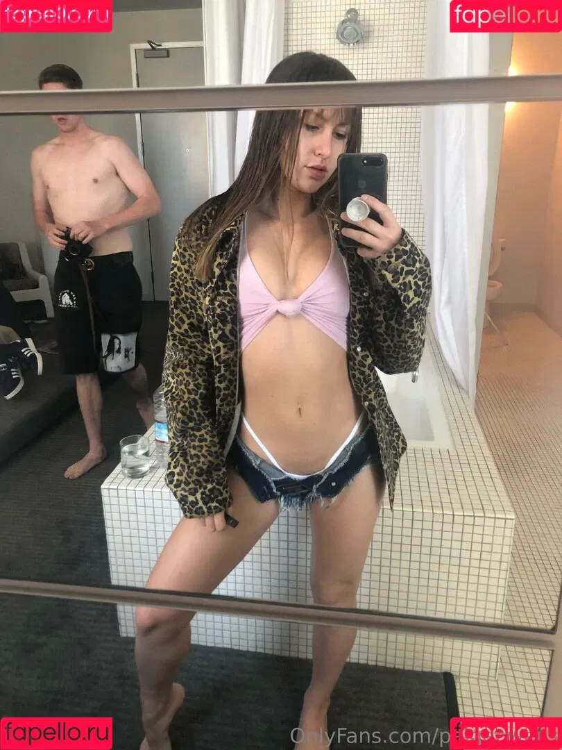 paigeowens / pussgalore97 Onlyfans Photo Gallery 