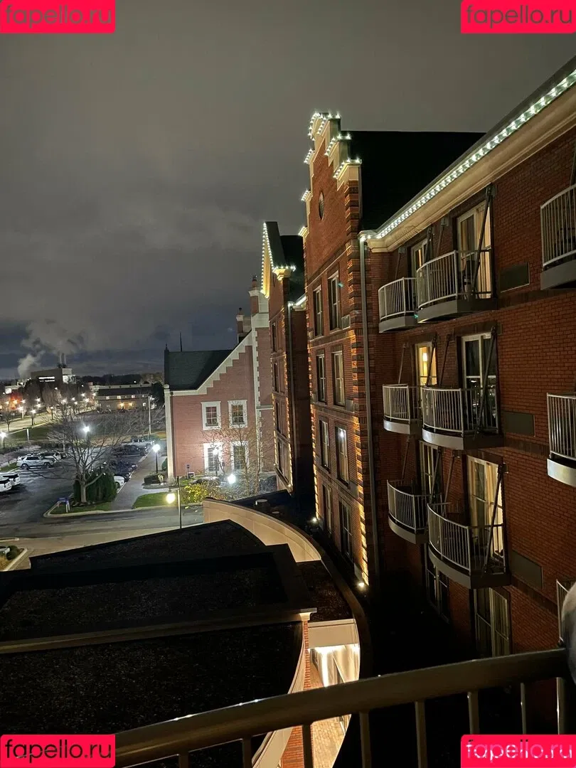 peachyamore1015 / peachymami150 Onlyfans Photo Gallery 