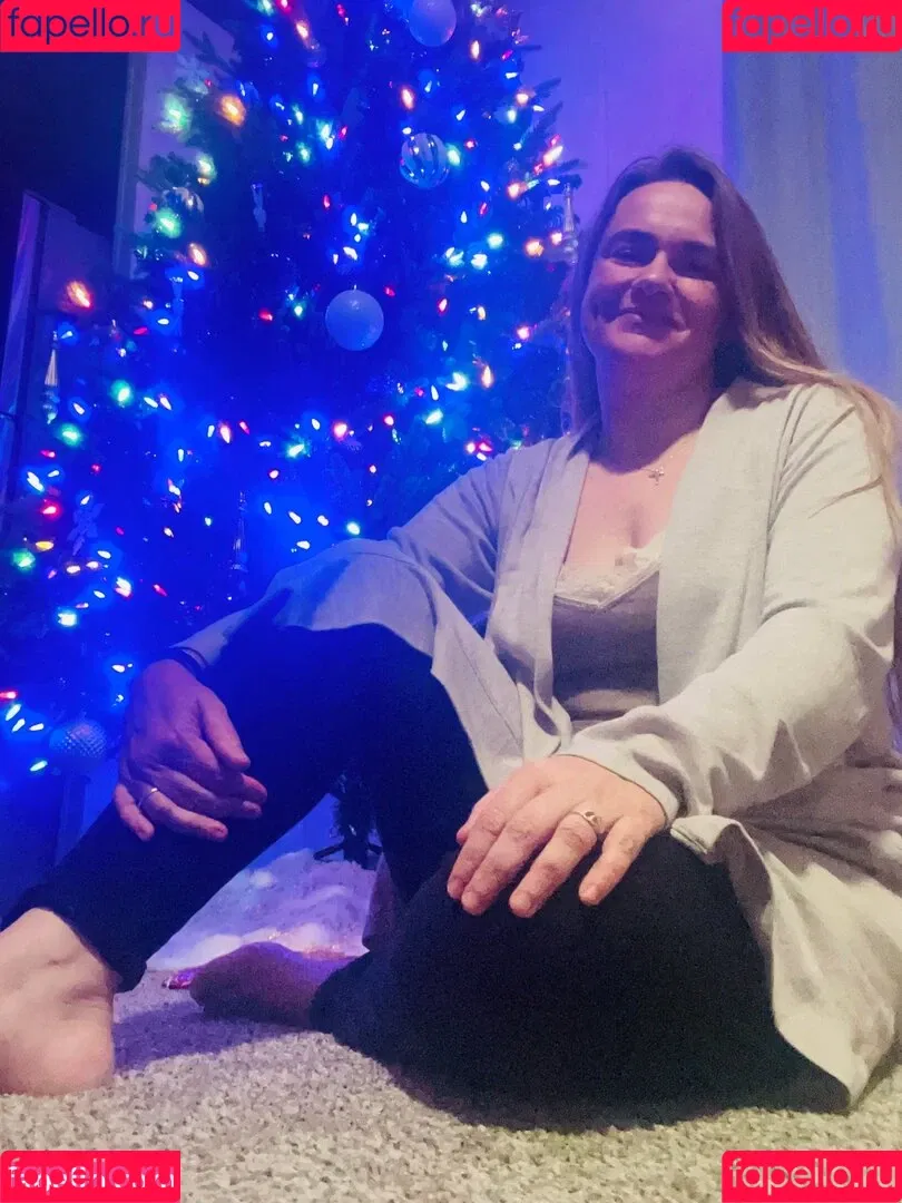 peachyamore1015 / peachymami150 Onlyfans Photo Gallery 