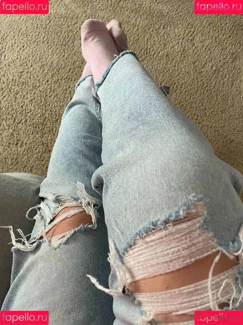 peachyamore1015 / peachymami150 Onlyfans Photo Gallery 