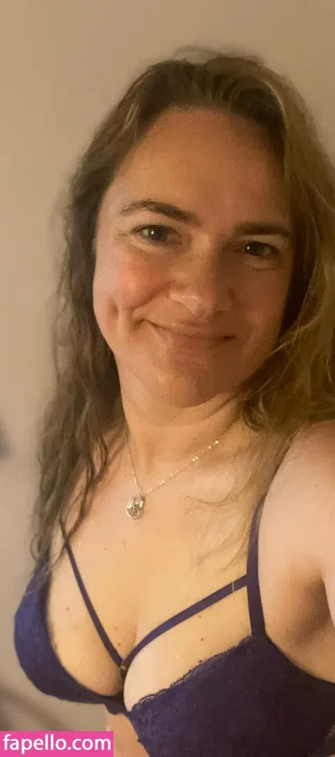 peachyamore1015 / peachymami150 Onlyfans Photo Gallery 