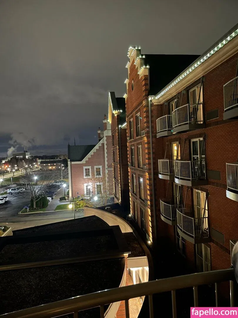 peachyamore1015 / peachymami150 Onlyfans Photo Gallery 