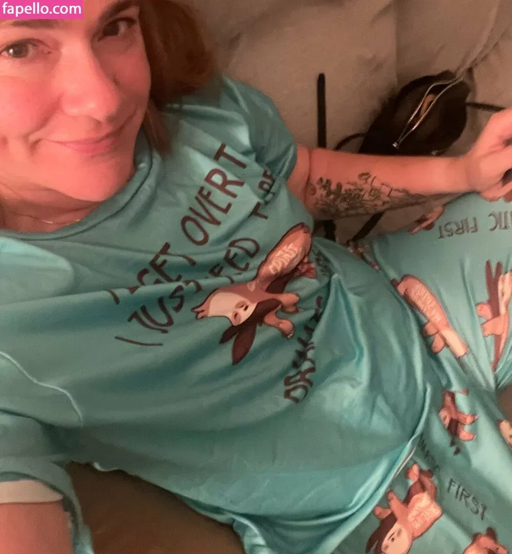 peachyamore1015 / peachymami150 Onlyfans Photo Gallery 