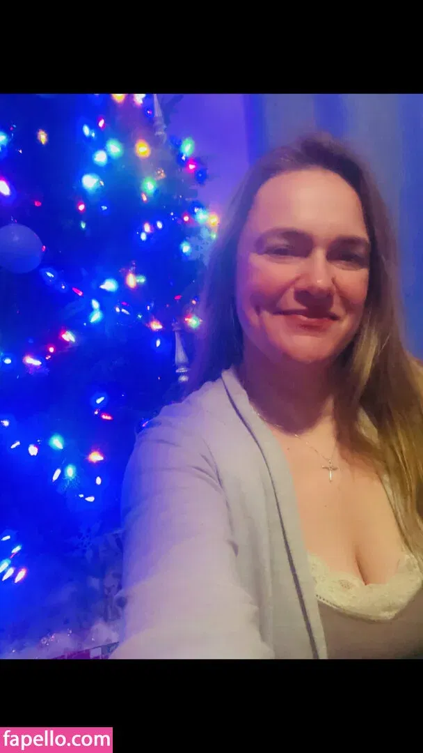 peachyamore1015 / peachymami150 Onlyfans Photo Gallery 