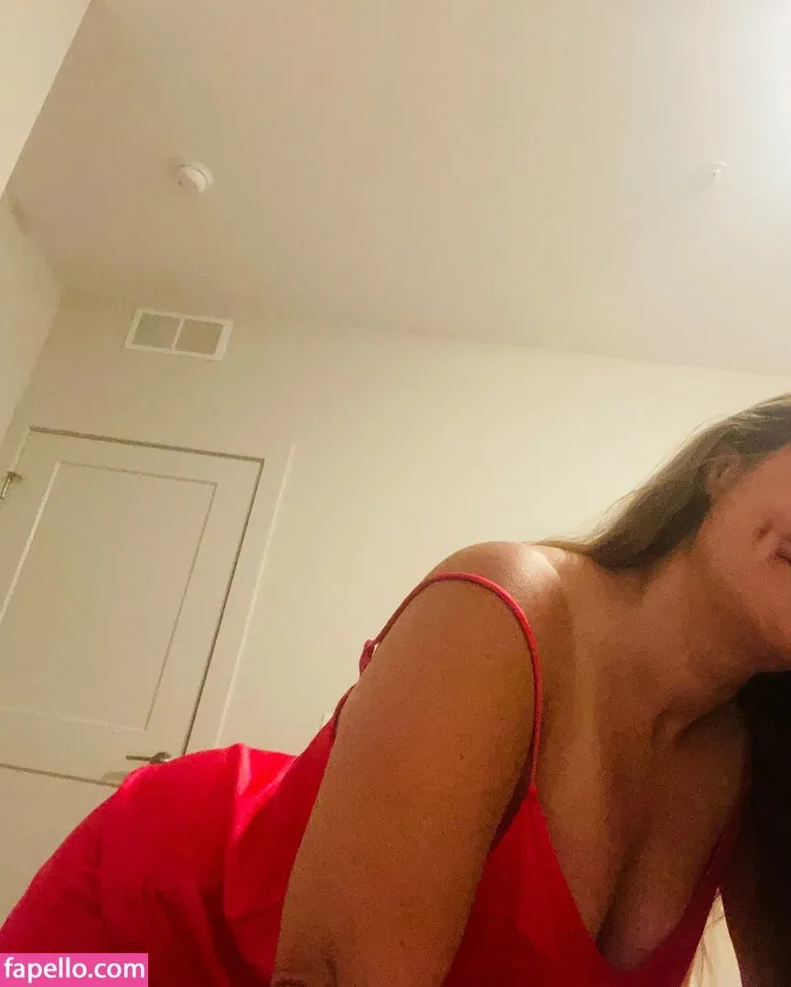 peachyamore1015 / peachymami150 Onlyfans Photo Gallery 