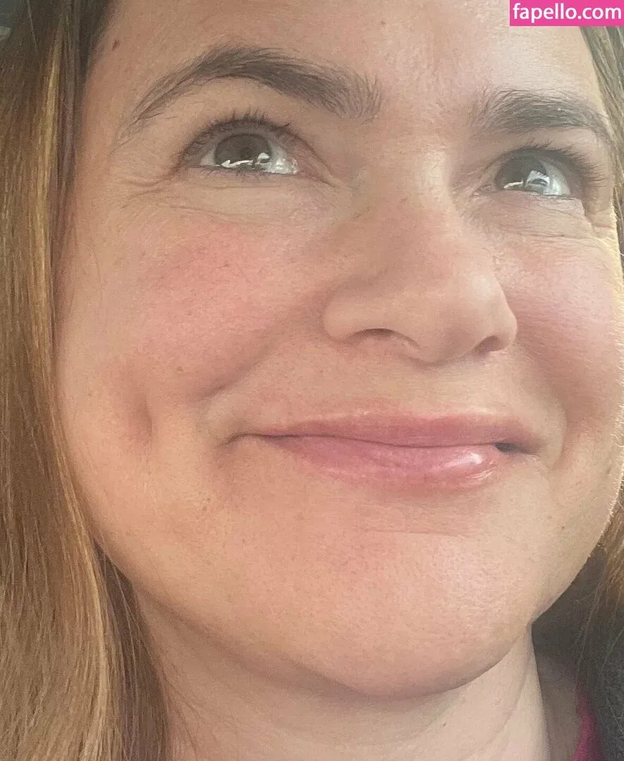 peachyamore1015 / peachymami150 Onlyfans Photo Gallery 