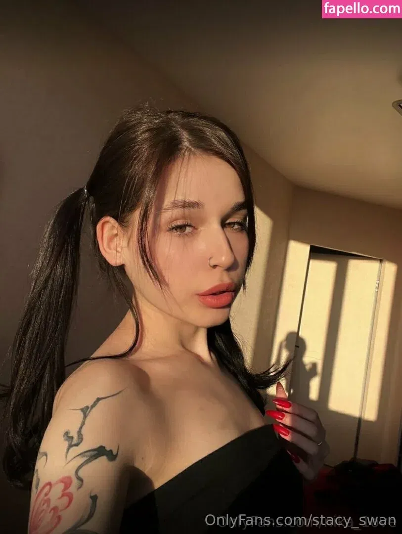Stacy_swan / _stacy.swan_ Onlyfans Photo Gallery 