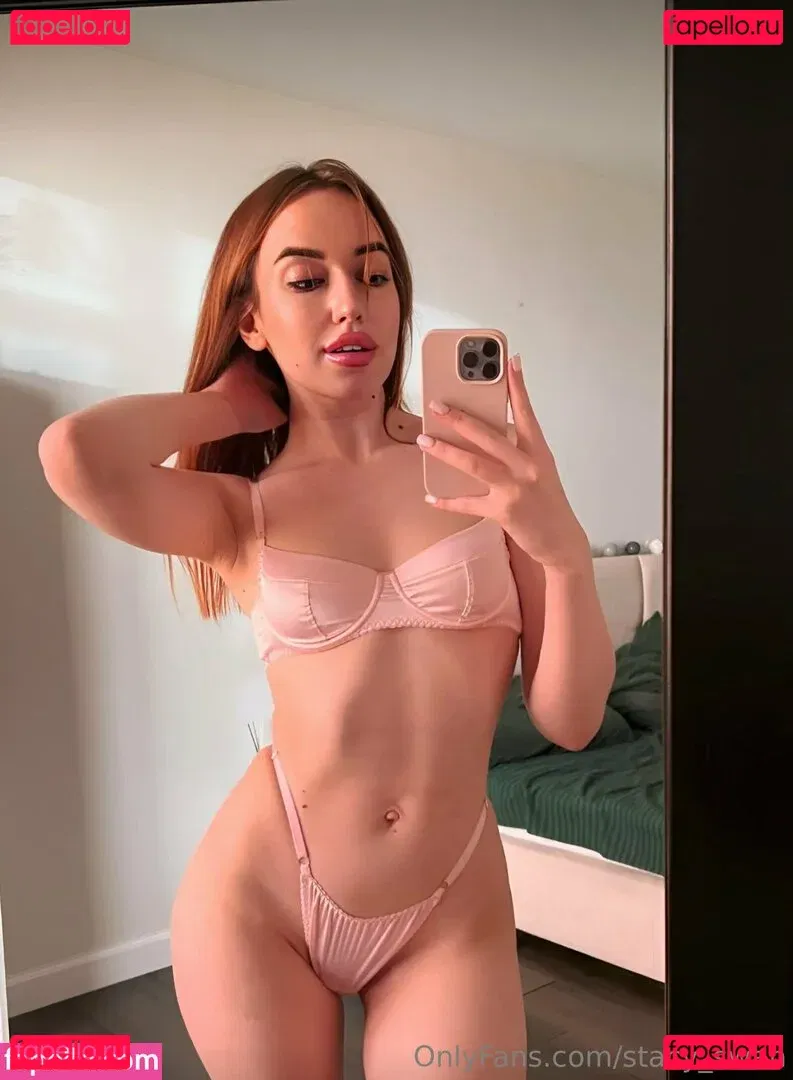 Stacy_swan / _stacy.swan_ Onlyfans Photo Gallery 