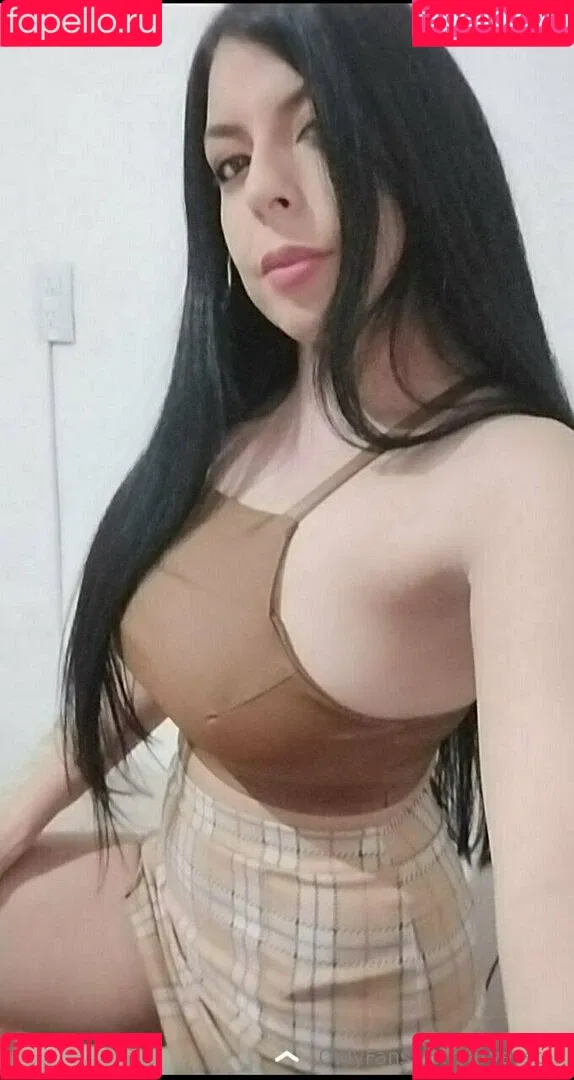 arya_star / ayrastarr Onlyfans Photo Gallery 