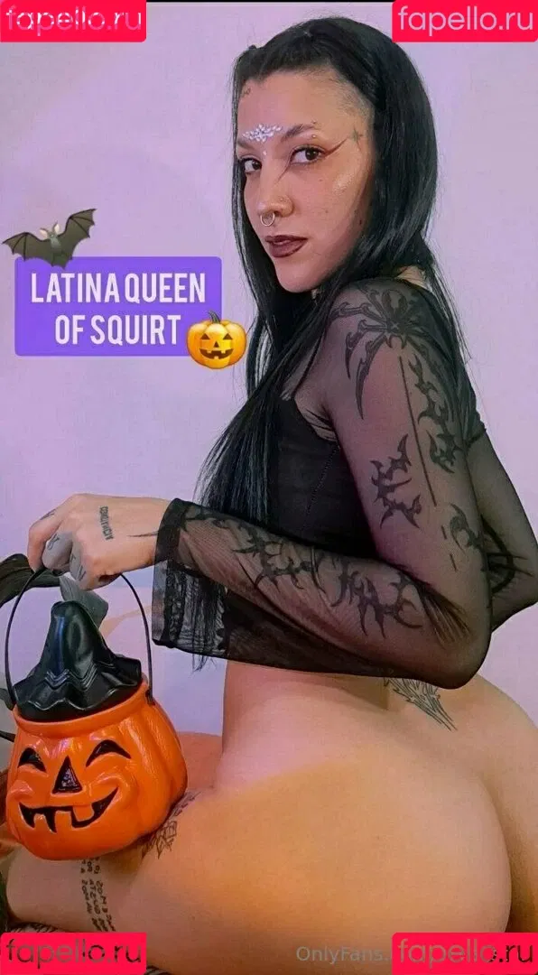 arya_star / ayrastarr Onlyfans Photo Gallery 