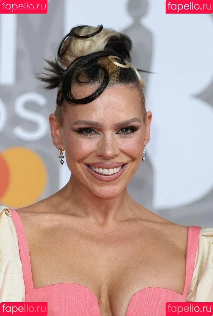 Billie Piper / billiepiper Onlyfans Photo Gallery 