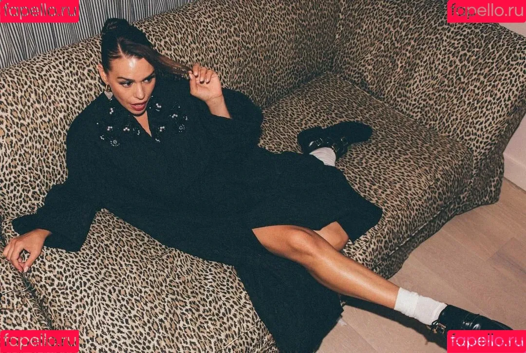 Billie Piper / billiepiper Onlyfans Photo Gallery 