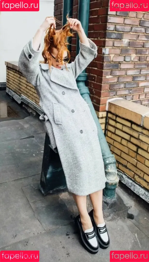 Billie Piper / billiepiper Onlyfans Photo Gallery 