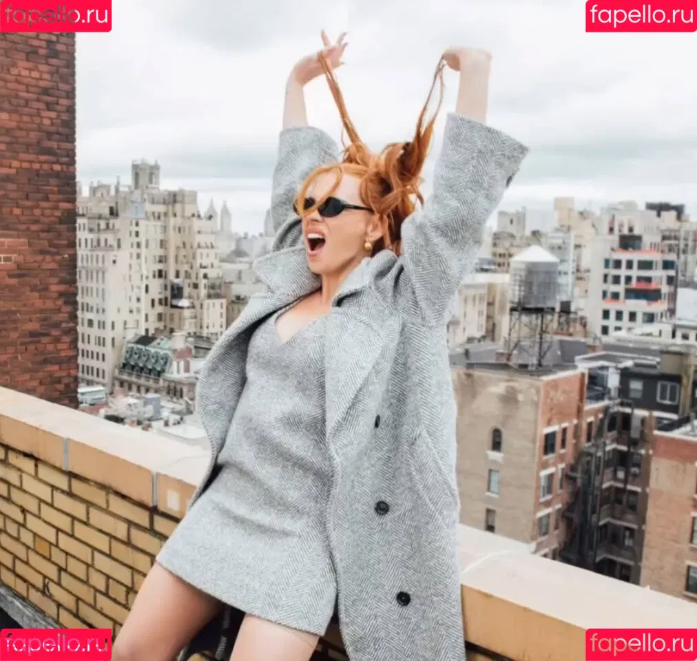 Billie Piper / billiepiper Onlyfans Photo Gallery 