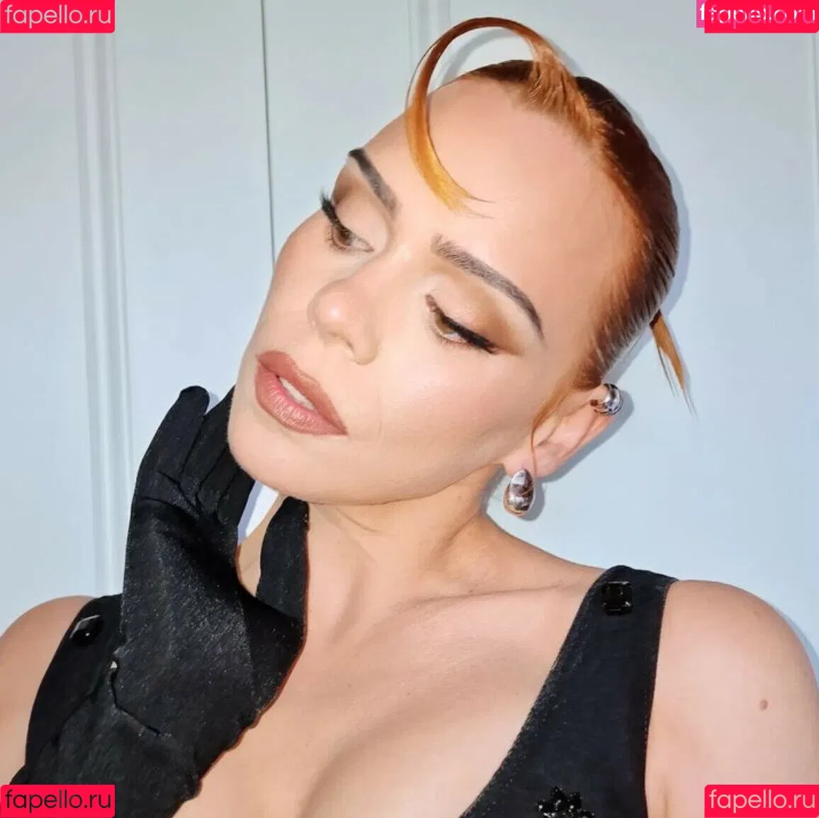 Billie Piper / billiepiper Onlyfans Photo Gallery 