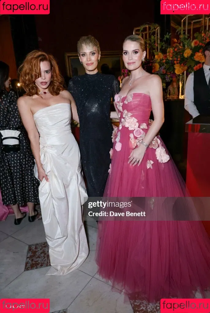 Billie Piper / billiepiper Onlyfans Photo Gallery 