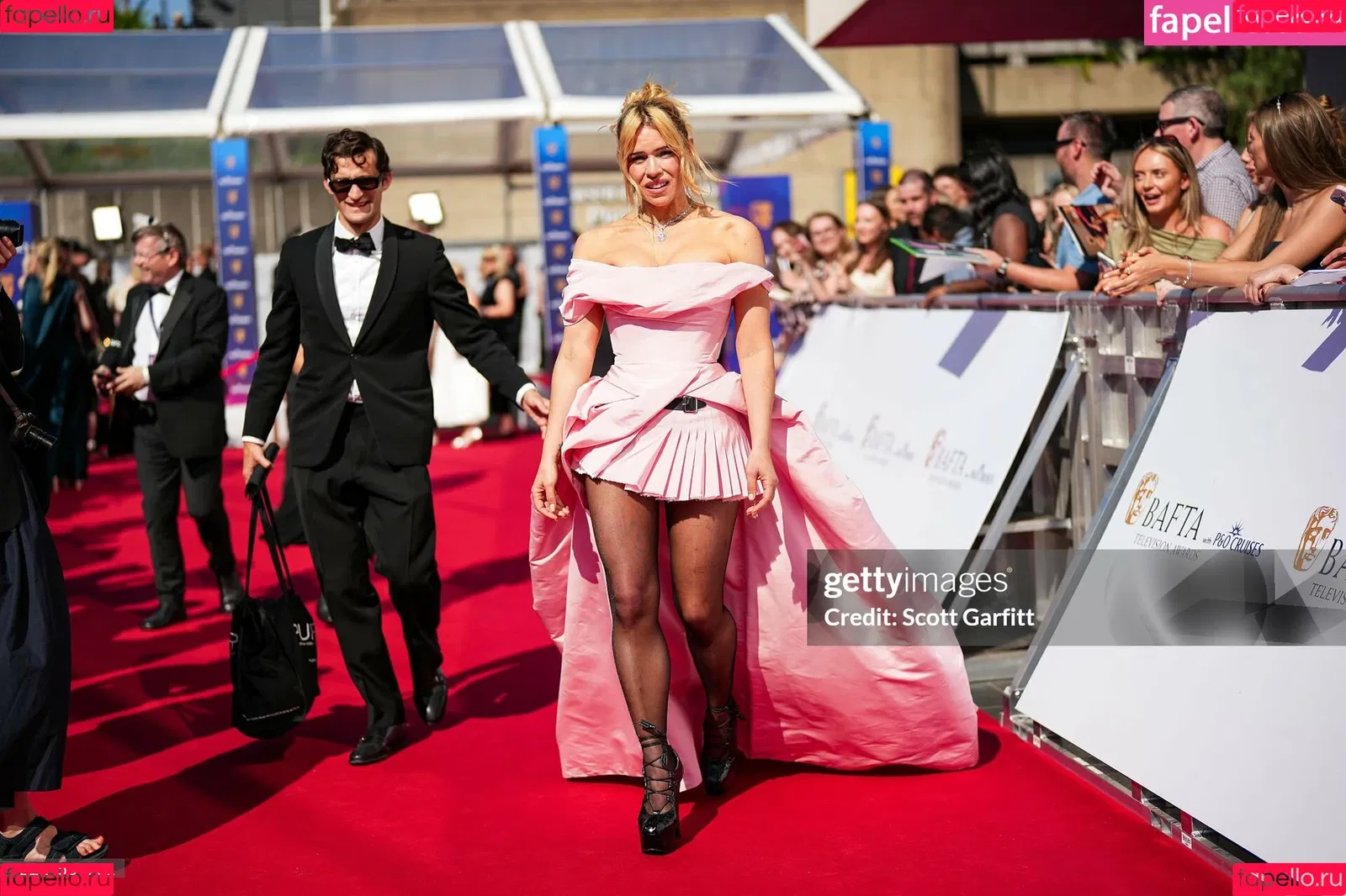 Billie Piper / billiepiper Onlyfans Photo Gallery 