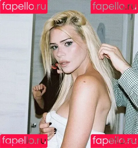 Billie Piper / billiepiper Onlyfans Photo Gallery 
