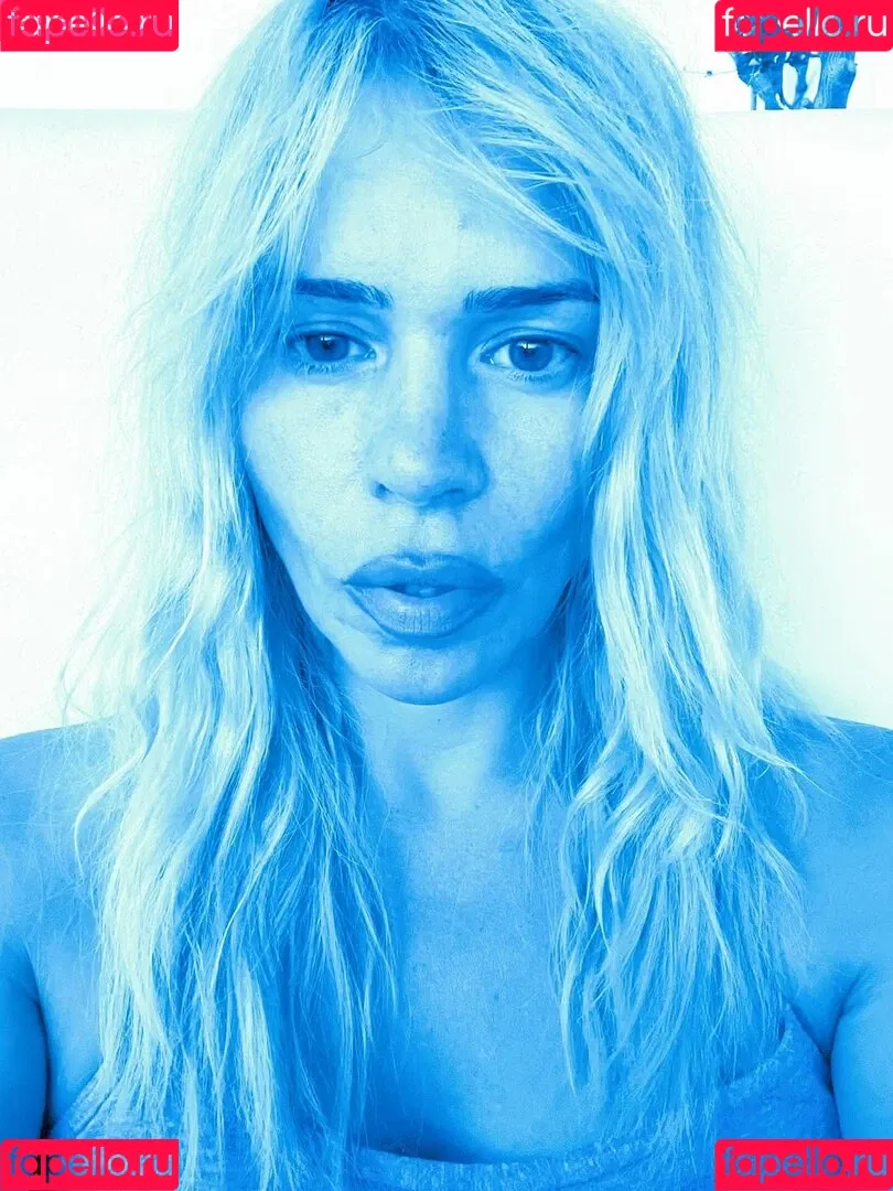 Billie Piper / billiepiper Onlyfans Photo Gallery 
