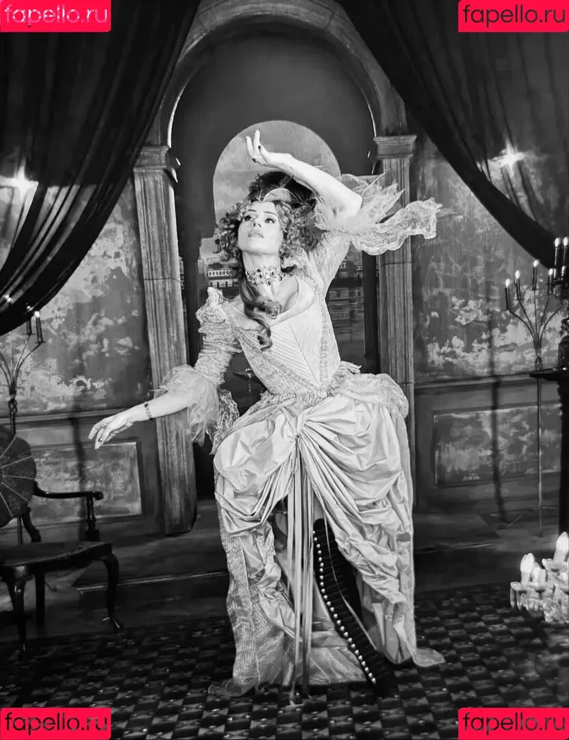 Billie Piper / billiepiper Onlyfans Photo Gallery 