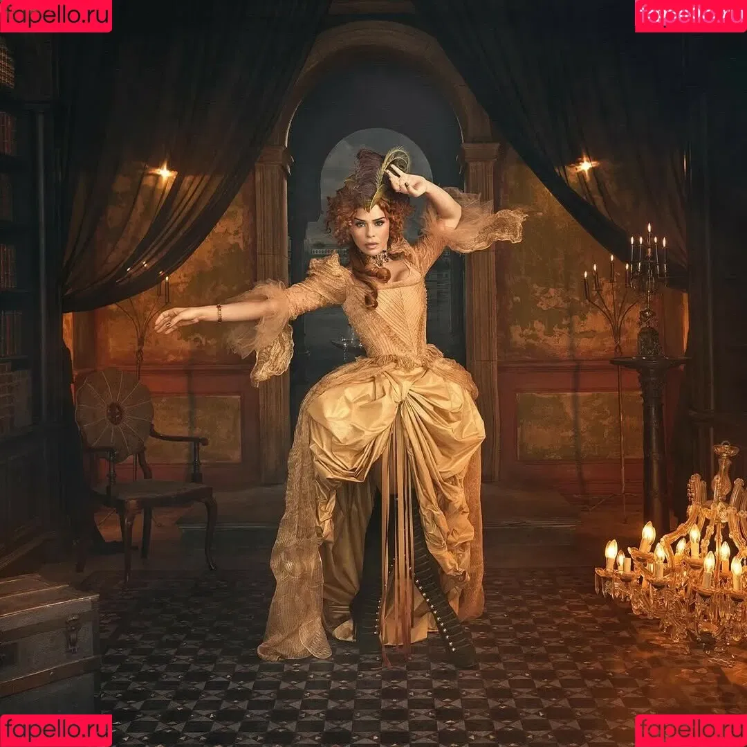 Billie Piper / billiepiper Onlyfans Photo Gallery 