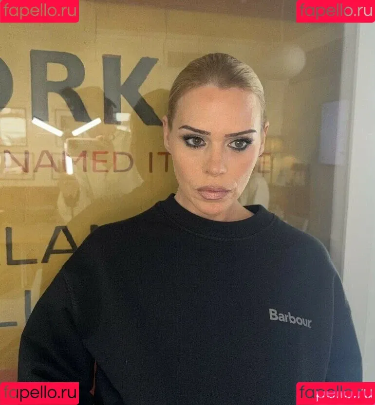 Billie Piper / billiepiper Onlyfans Photo Gallery 