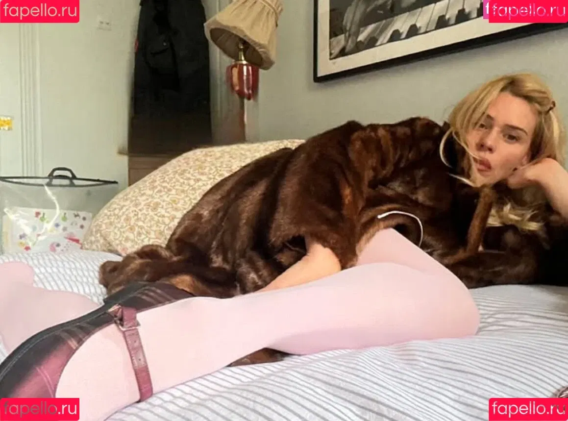 Billie Piper / billiepiper Onlyfans Photo Gallery 