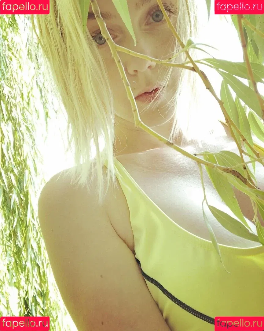 Sexy Julia / einfach_echt_Julia Onlyfans Photo Gallery 