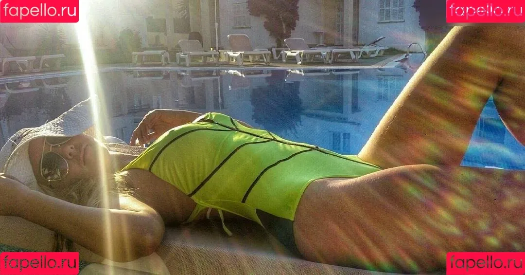 Sexy Julia / einfach_echt_Julia Onlyfans Photo Gallery 