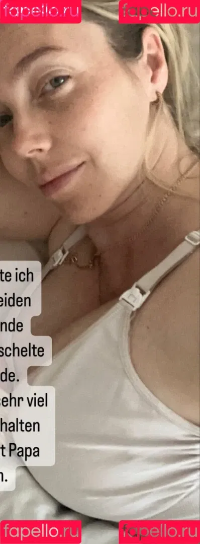 Sexy Julia / einfach_echt_Julia Onlyfans Photo Gallery 