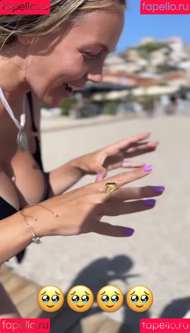 Sexy Julia / einfach_echt_Julia Onlyfans Photo Gallery 