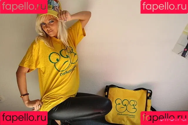 Sexy Julia / einfach_echt_Julia Onlyfans Photo Gallery 