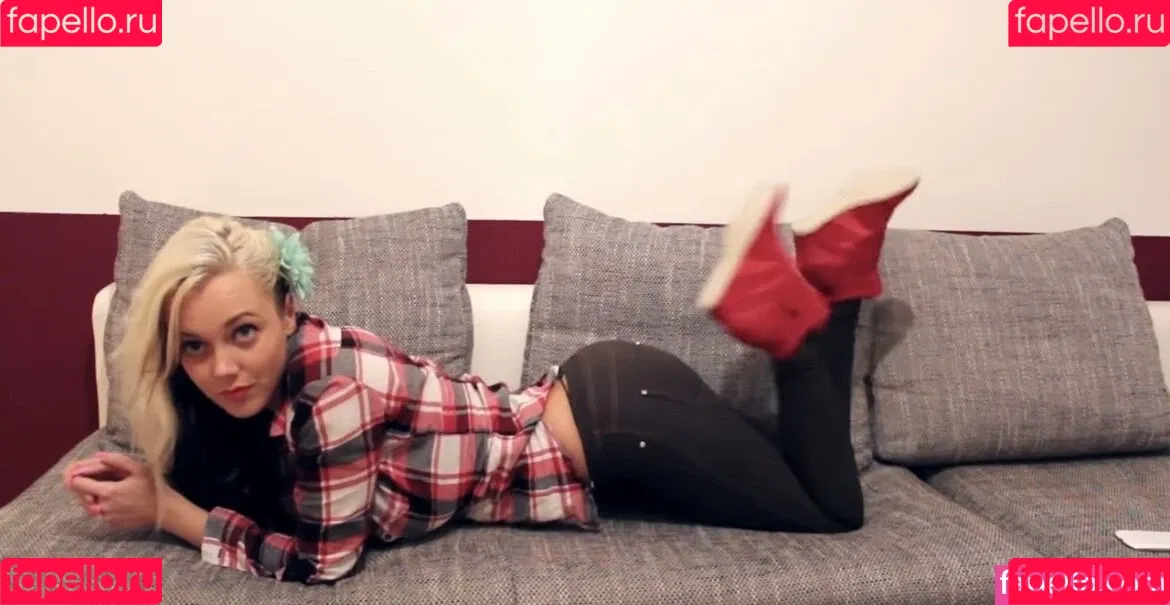 Sexy Julia / einfach_echt_Julia Onlyfans Photo Gallery 