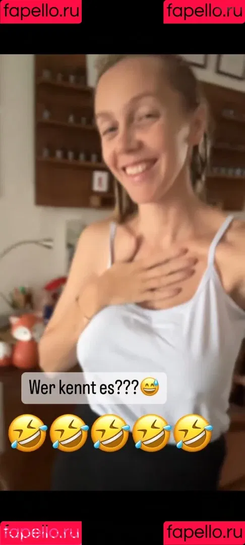 Sexy Julia / einfach_echt_Julia Onlyfans Photo Gallery 